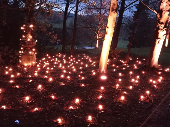 FULLY BOOKED - Chatsworth Gardens Christmas Light Trail